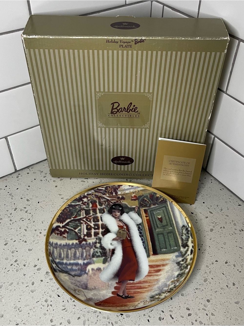 1998 Hallmark Holiday Voyage Barbie Collector Plate